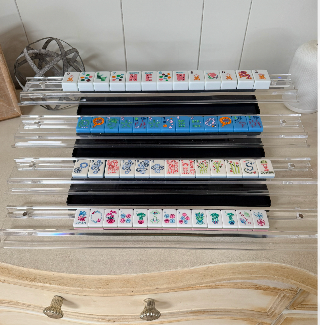 Clear Acrylic Mahjong Racks with Double Magnetic Pushers